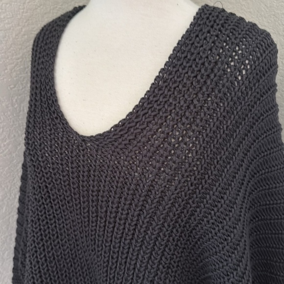 Vici Black V-Neck Chunky Knit Sweater - Picture 4 of 7